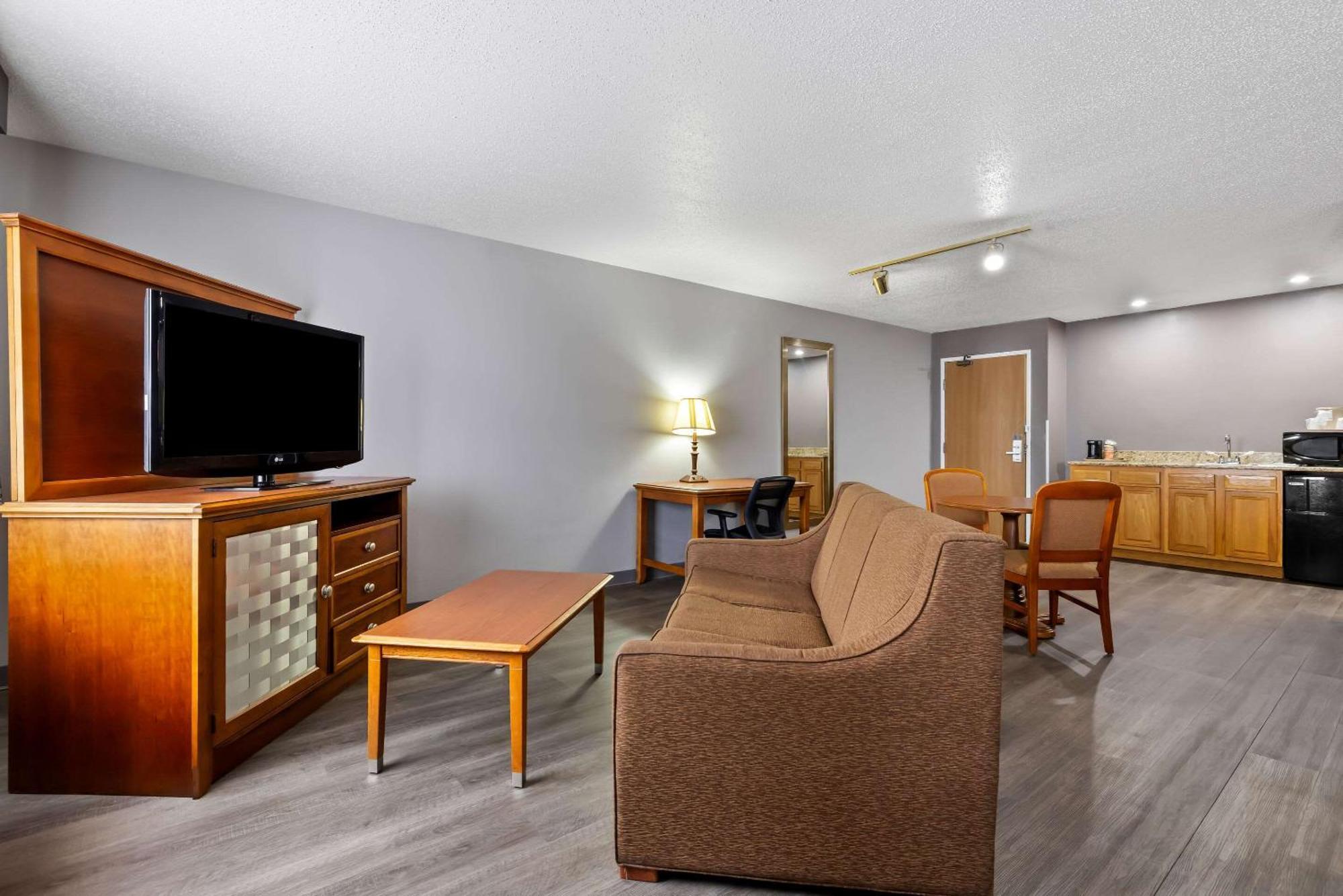 Quality Inn Near Monument Health Rapid City Hospital מראה חיצוני תמונה