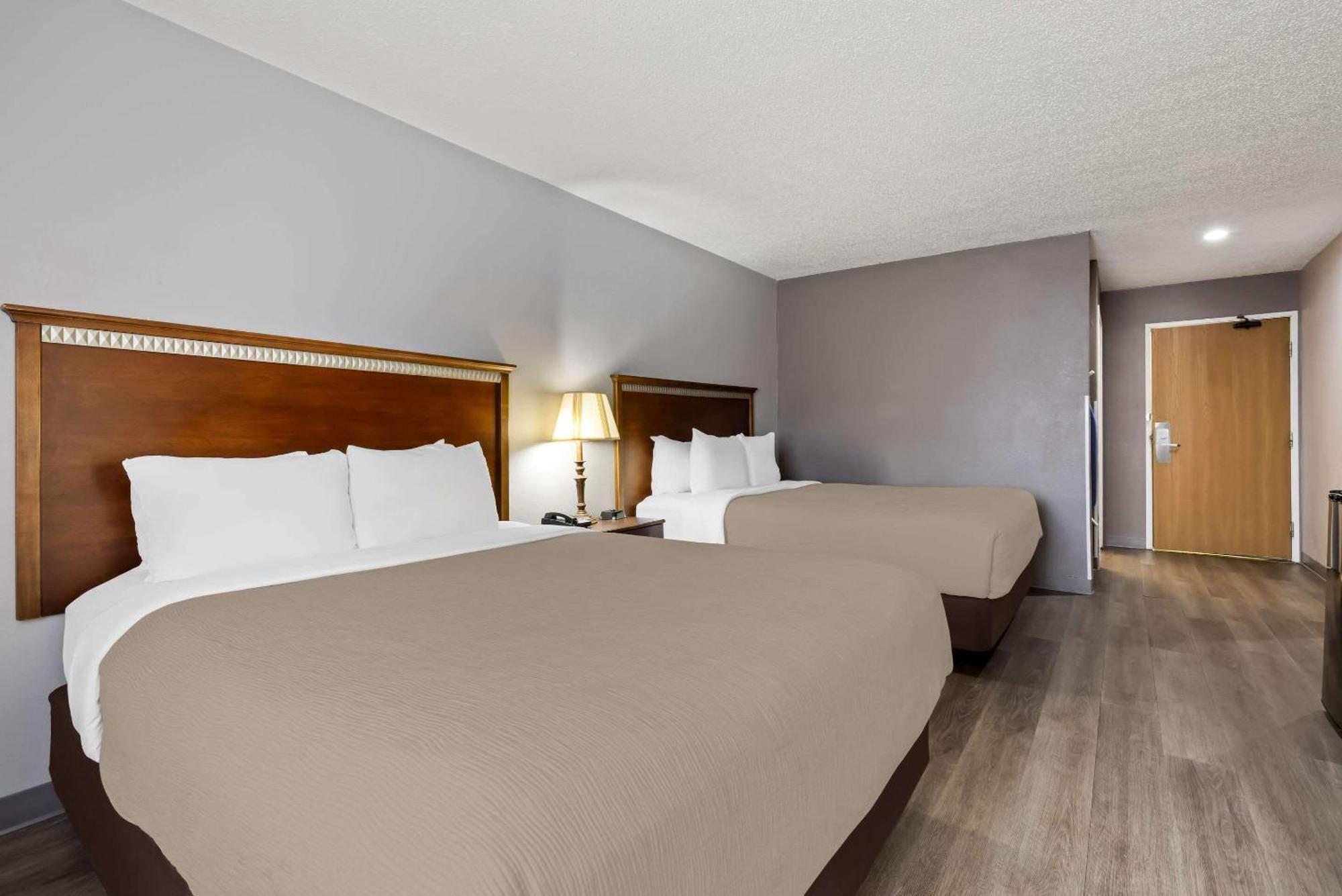 Quality Inn Near Monument Health Rapid City Hospital מראה חיצוני תמונה