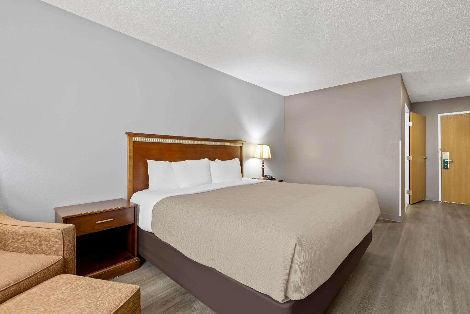 Quality Inn Near Monument Health Rapid City Hospital מראה חיצוני תמונה