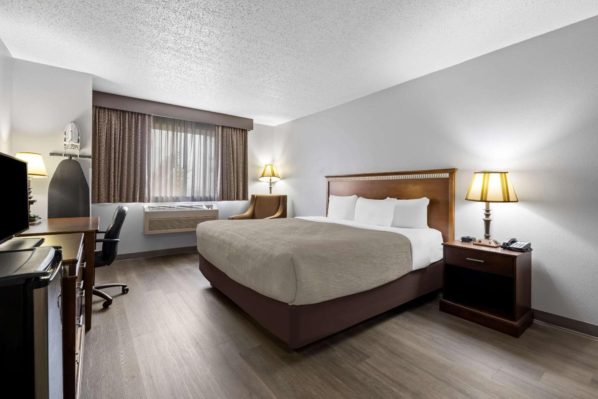 Quality Inn Near Monument Health Rapid City Hospital מראה חיצוני תמונה