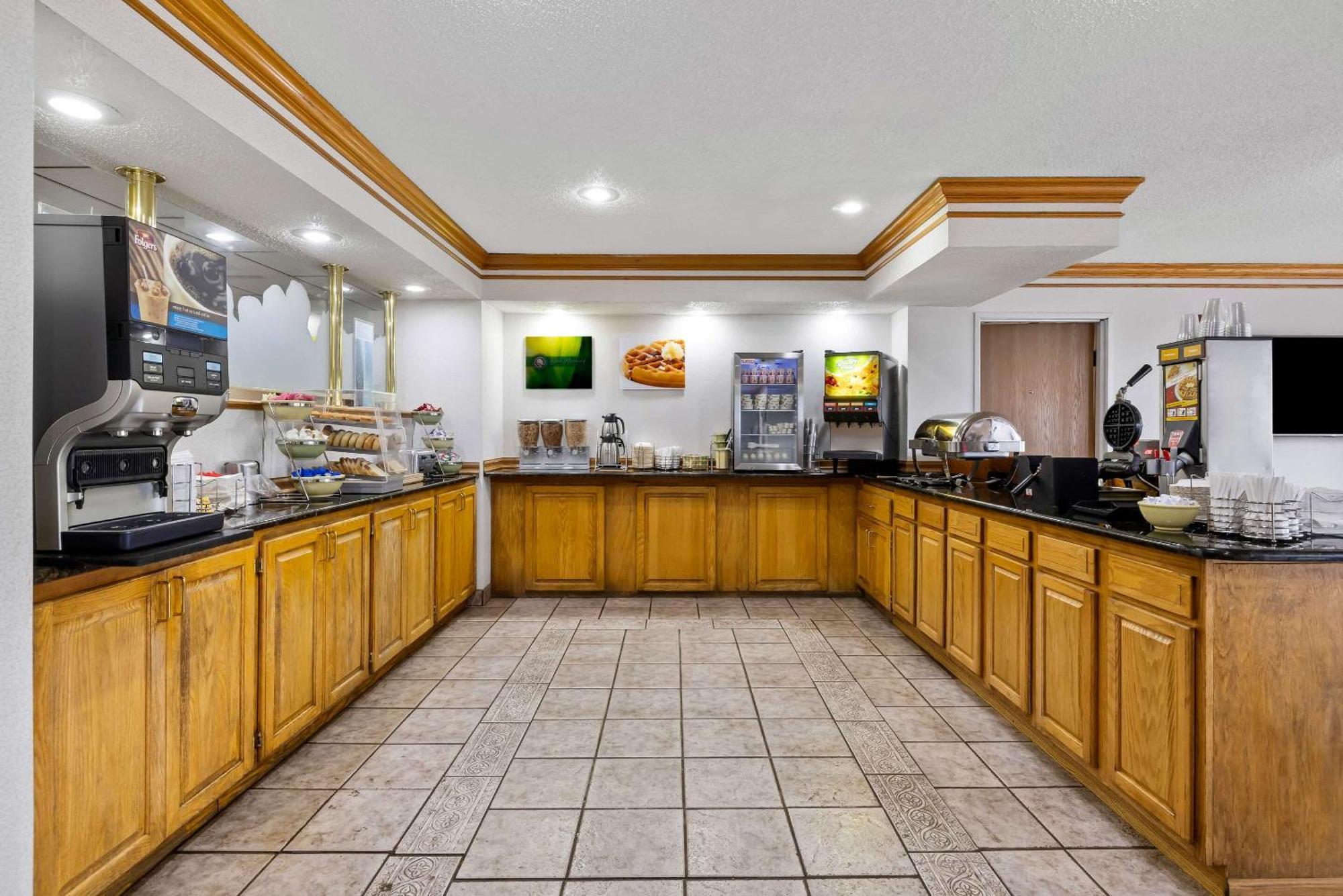 Quality Inn Near Monument Health Rapid City Hospital מראה חיצוני תמונה
